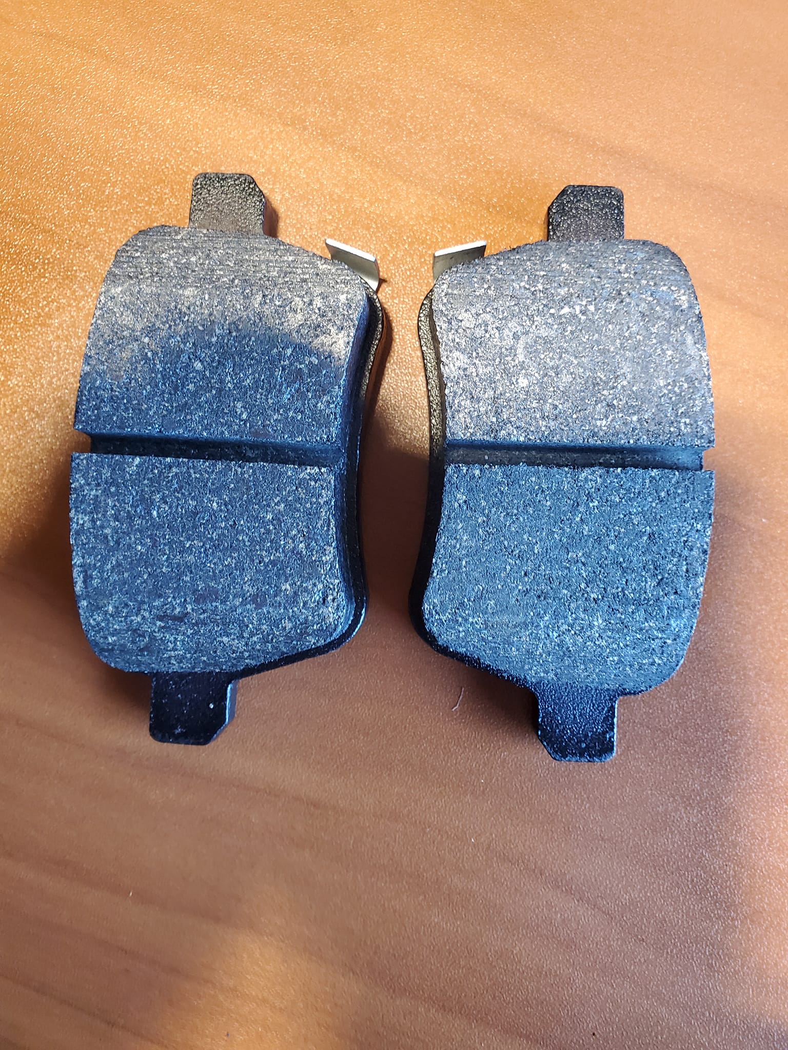 500L Rear Brake Pad Set